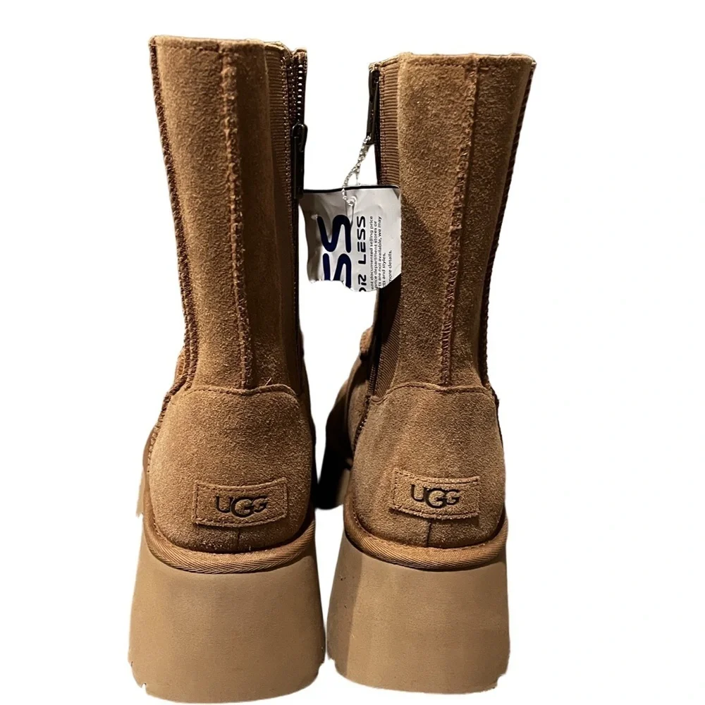 NWT UGG classic short platform boots